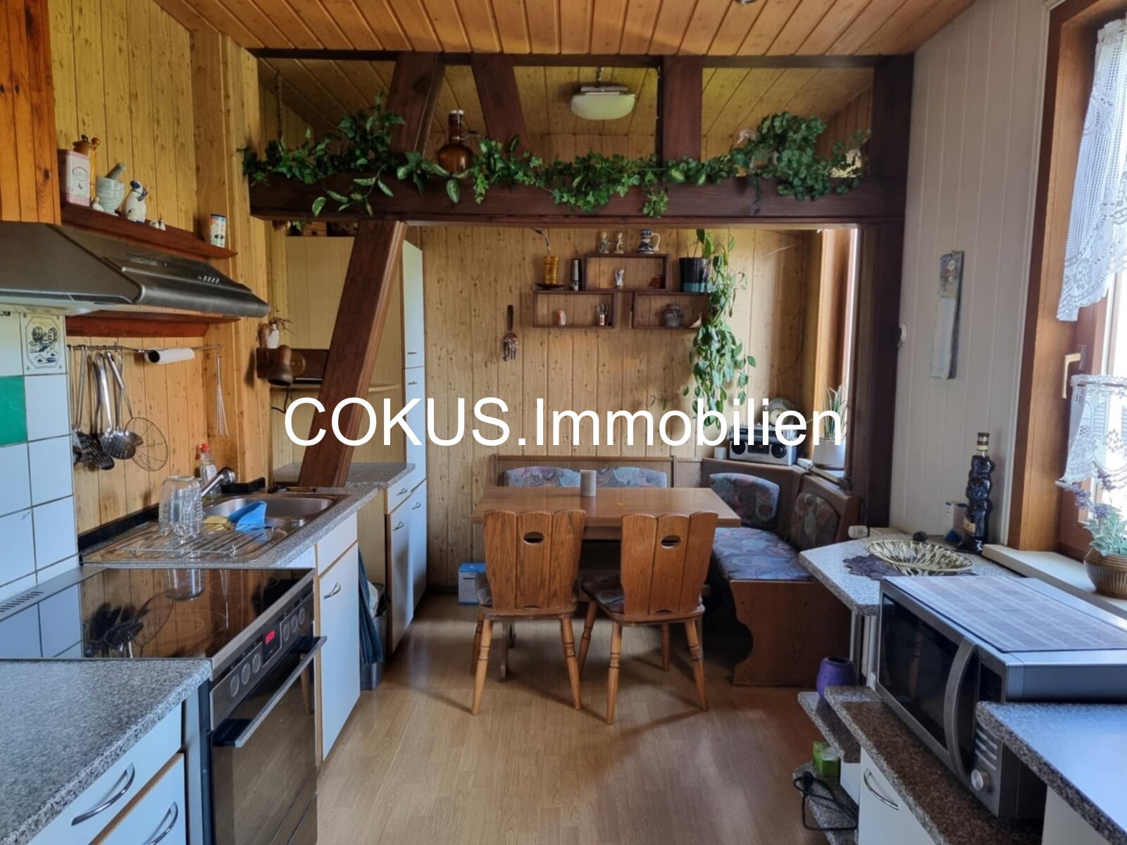 🌿 Doppelhaushälfte mit zusätzl. 840 m² Baugrundstück & Herz fürs Handwerk