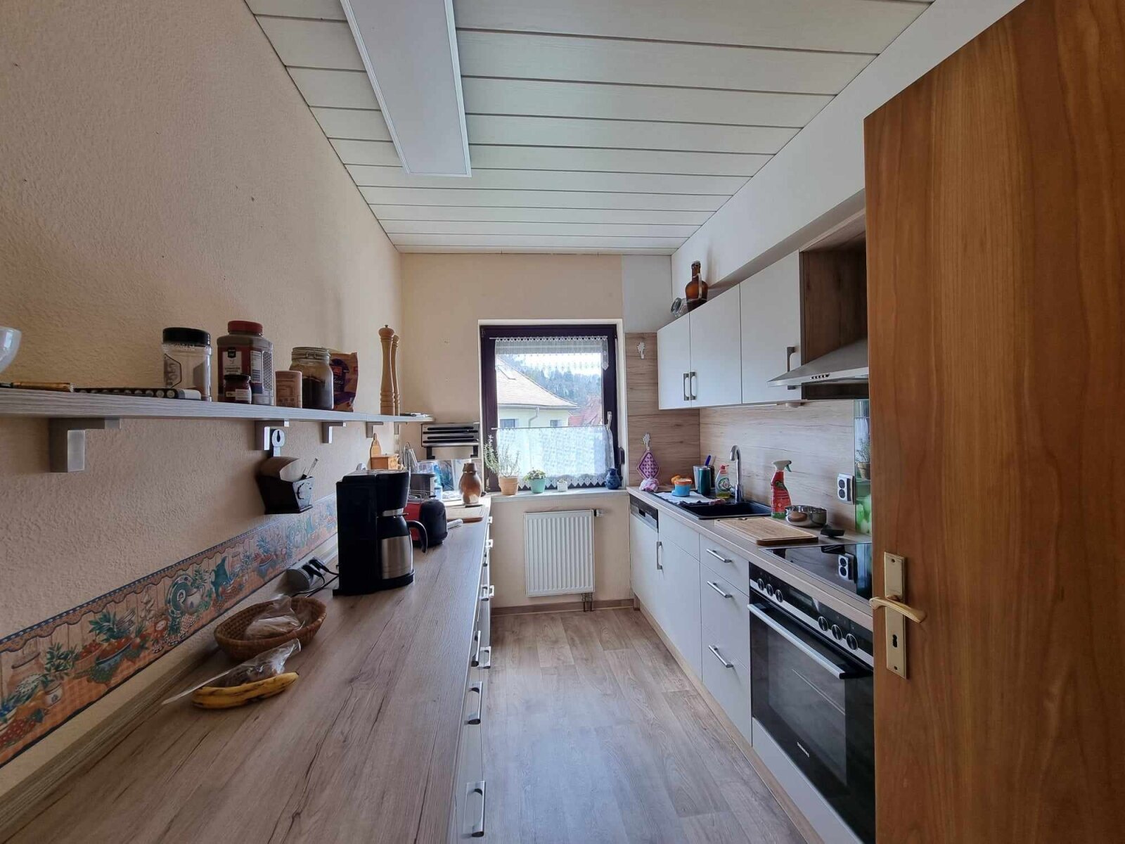Bungalow mit Gartenparadies & Tiefgarage – ebenerdiges Wohngefühl auf einem Niveau