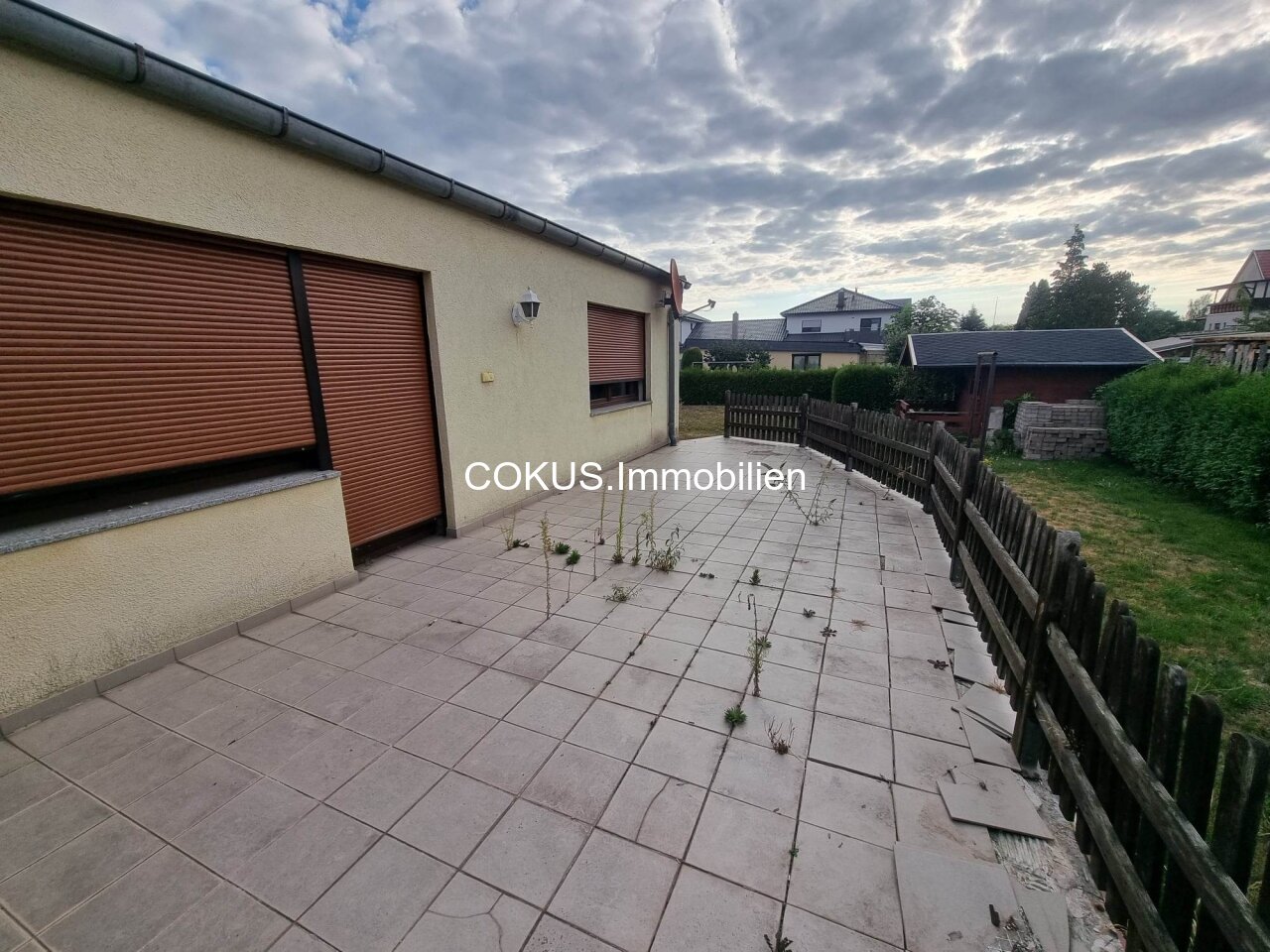 1A Grundstück in Wohnlage mit Bungalow + Projekt auf 145qm WF