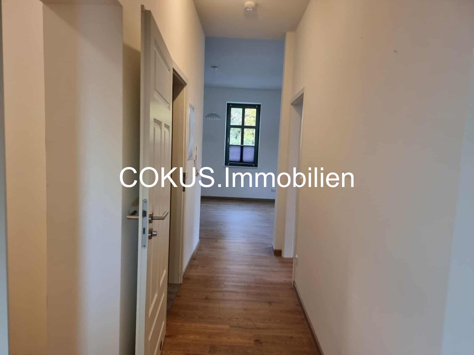 City - 3 Raum Whng., Stellplatz nach Verfügbarkeit