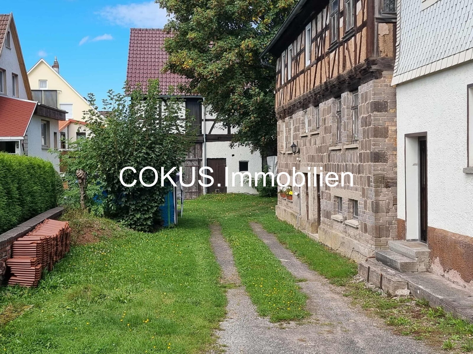 Wohnhaus mit Scheune & Garten - für kreative Baumeister