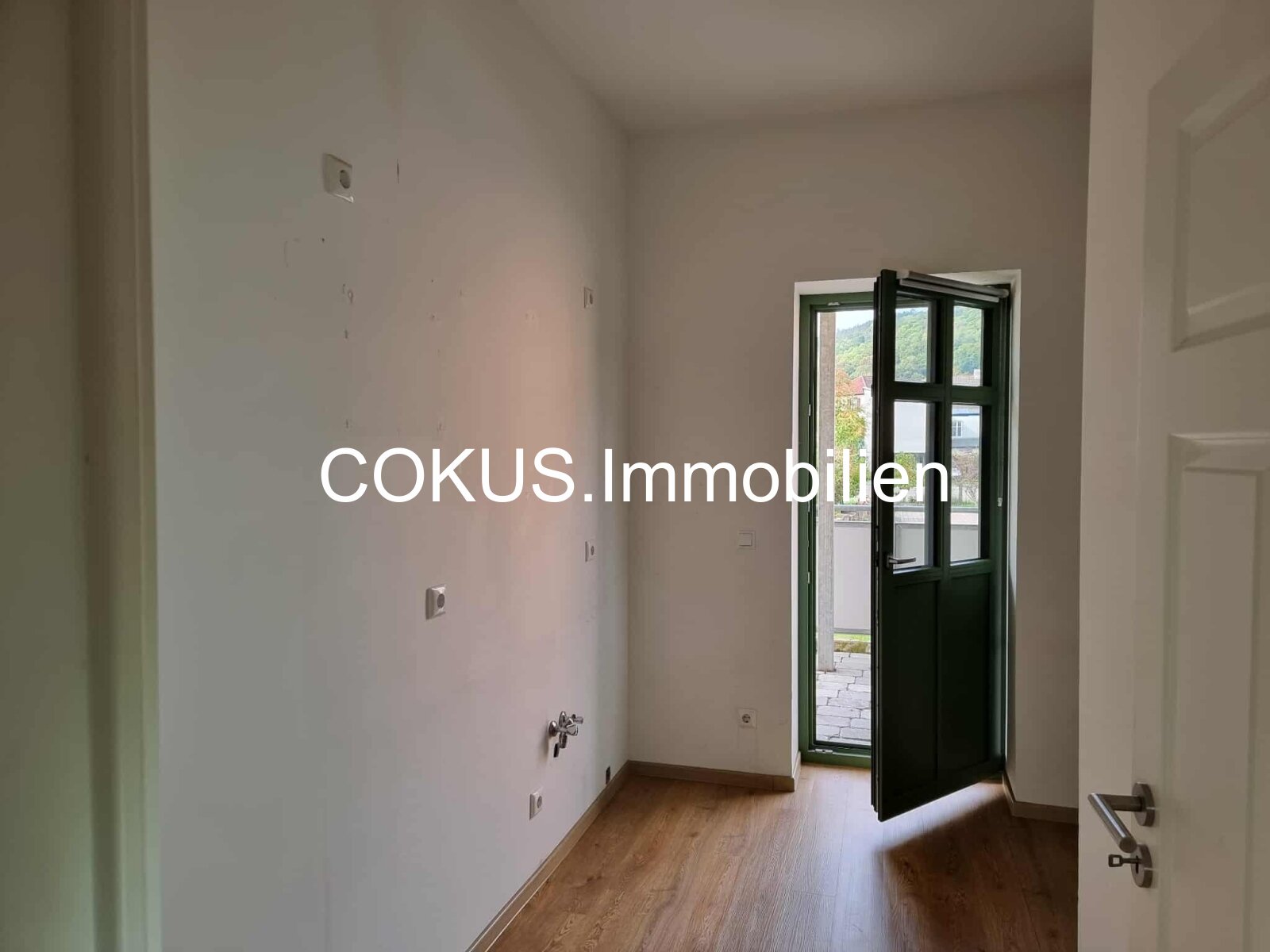 City - 3,5 Raum Whng., Stellplatz nach Verfügbarkeit