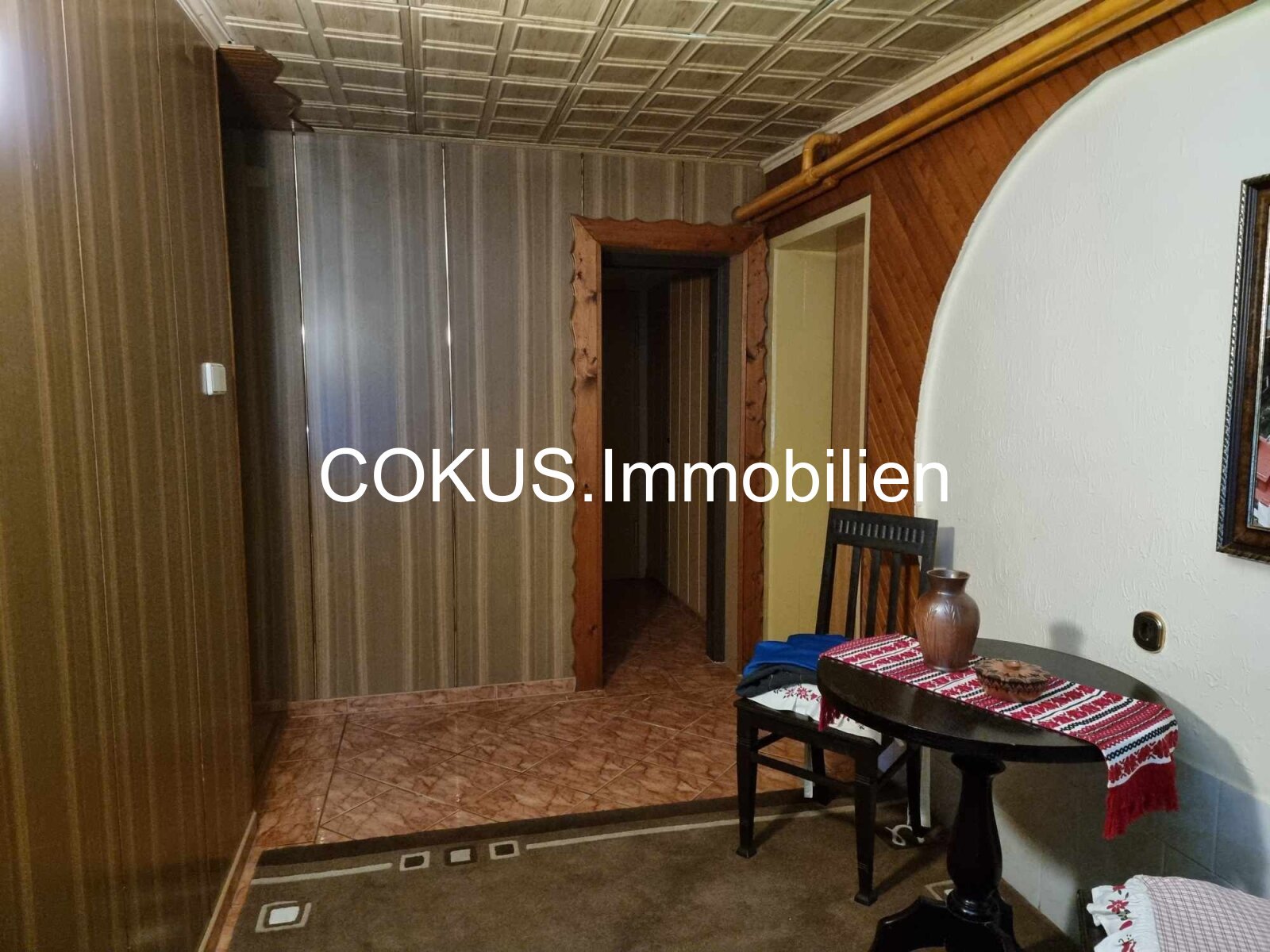 Behagliches Zuhause - größeres EFH mit Naturgarten und 3x Garage