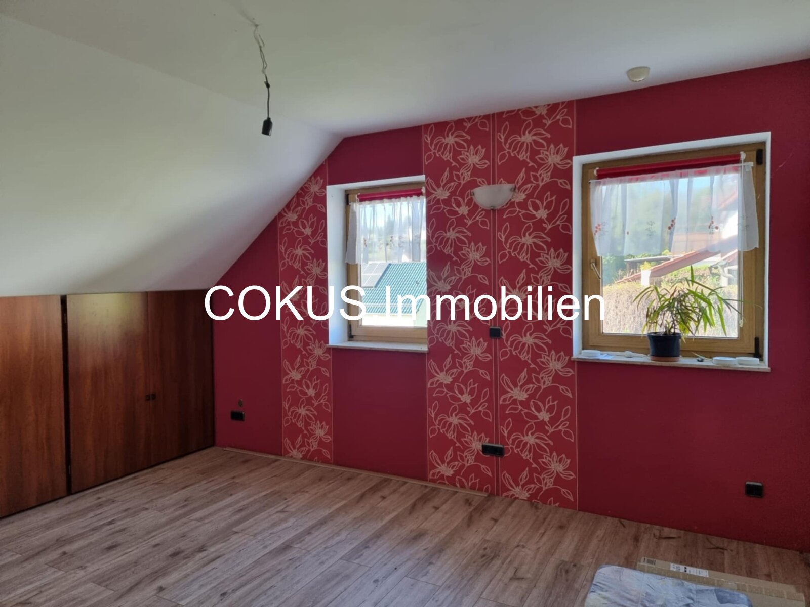 EFH mit Sonnenhoflage und Doppelgarage – Wohlfühloase mit Panoramablick