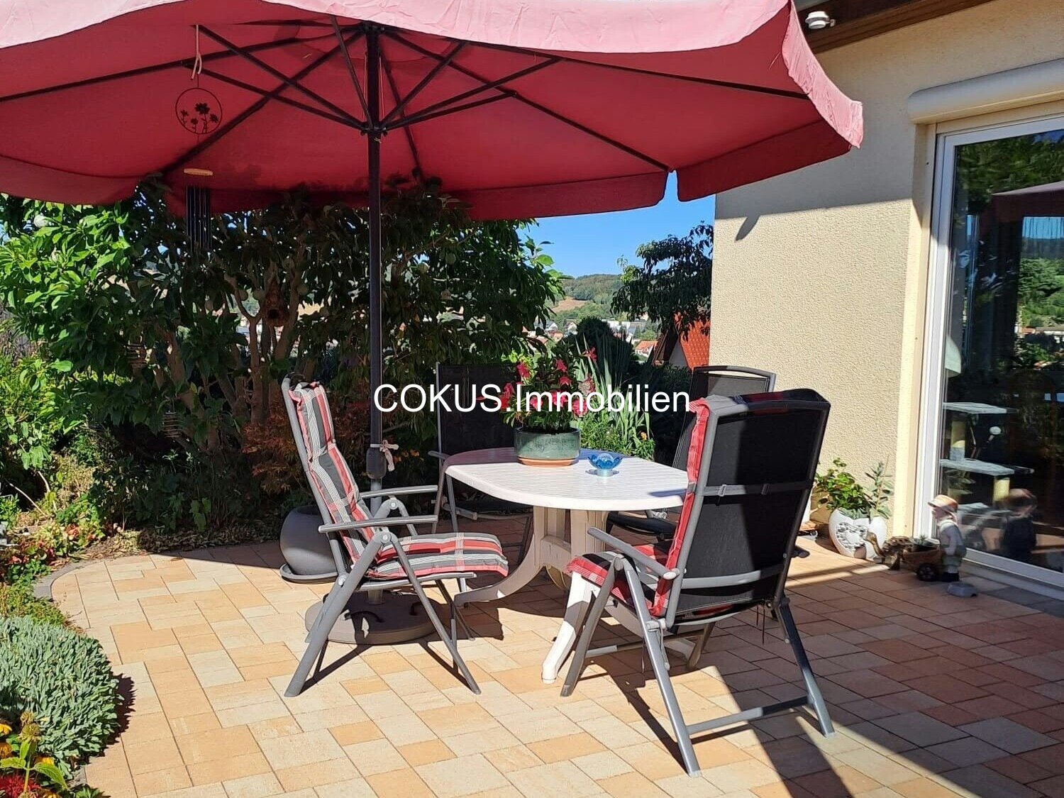 🏡 Ankommen mit Fernblick – gepflegtes Einfamilienhaus mit beheiztem Wintergarten und Heizkamin