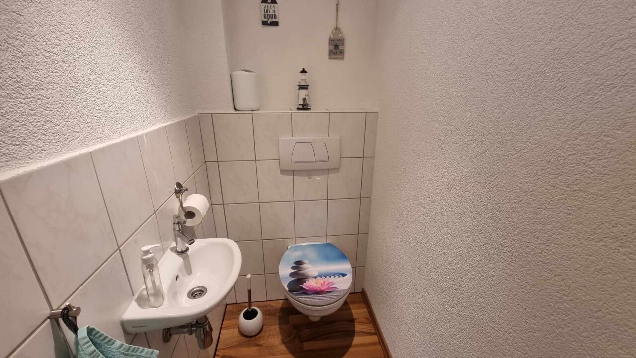 GästeWC im EG GästeWC im EG