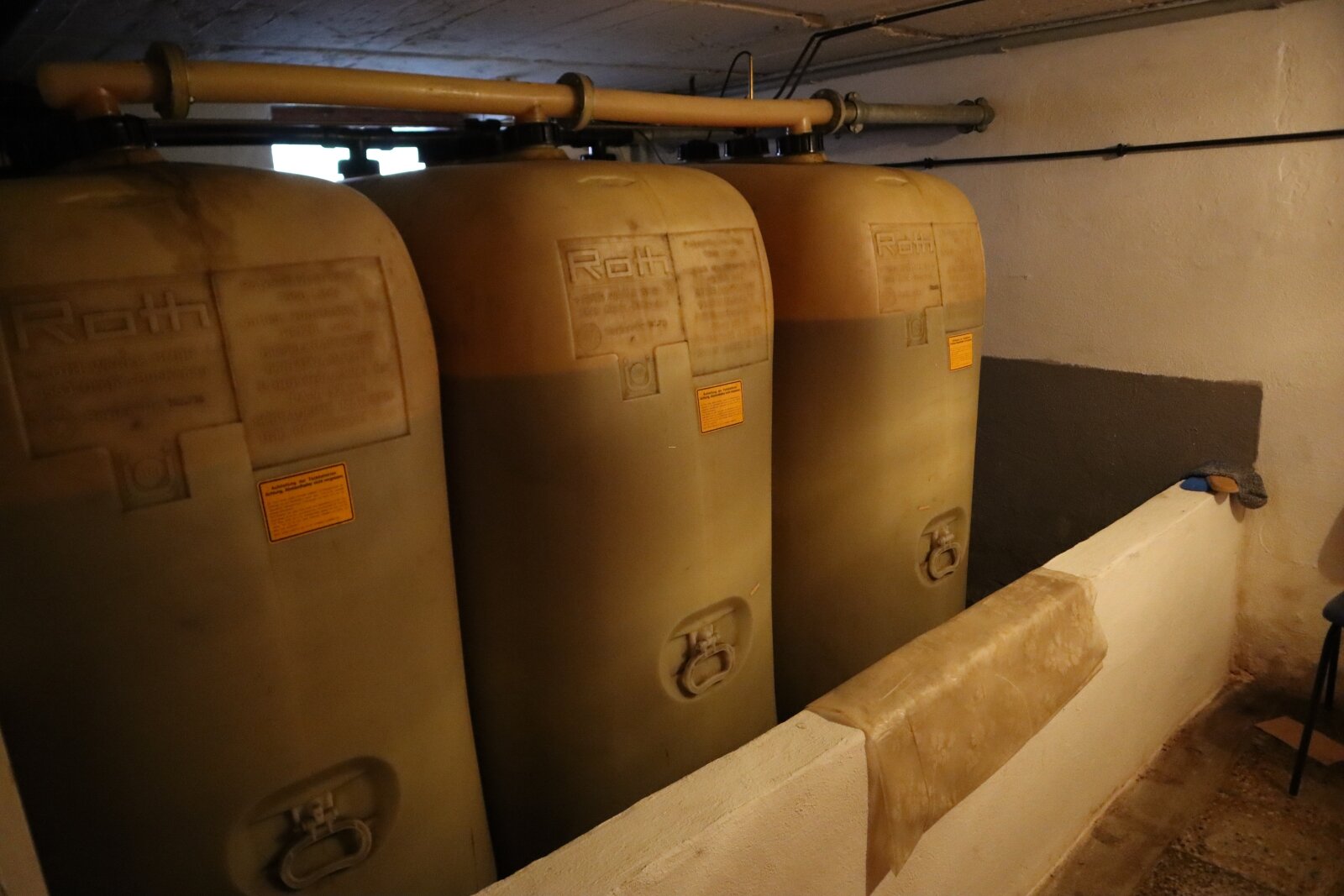 Öllager 3x 1500l Öllager 3x 1500l