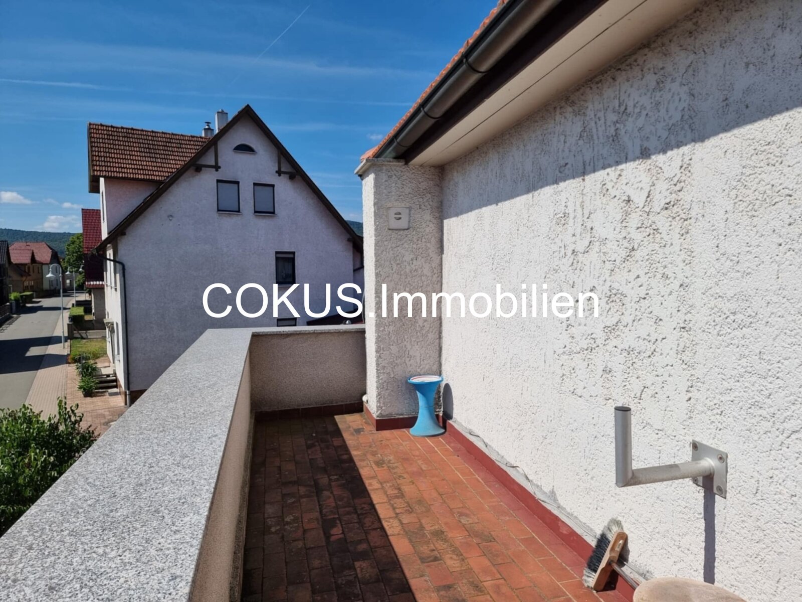 Sonnenbalkon im 1. OG Sonnenbalkon im 1. OG