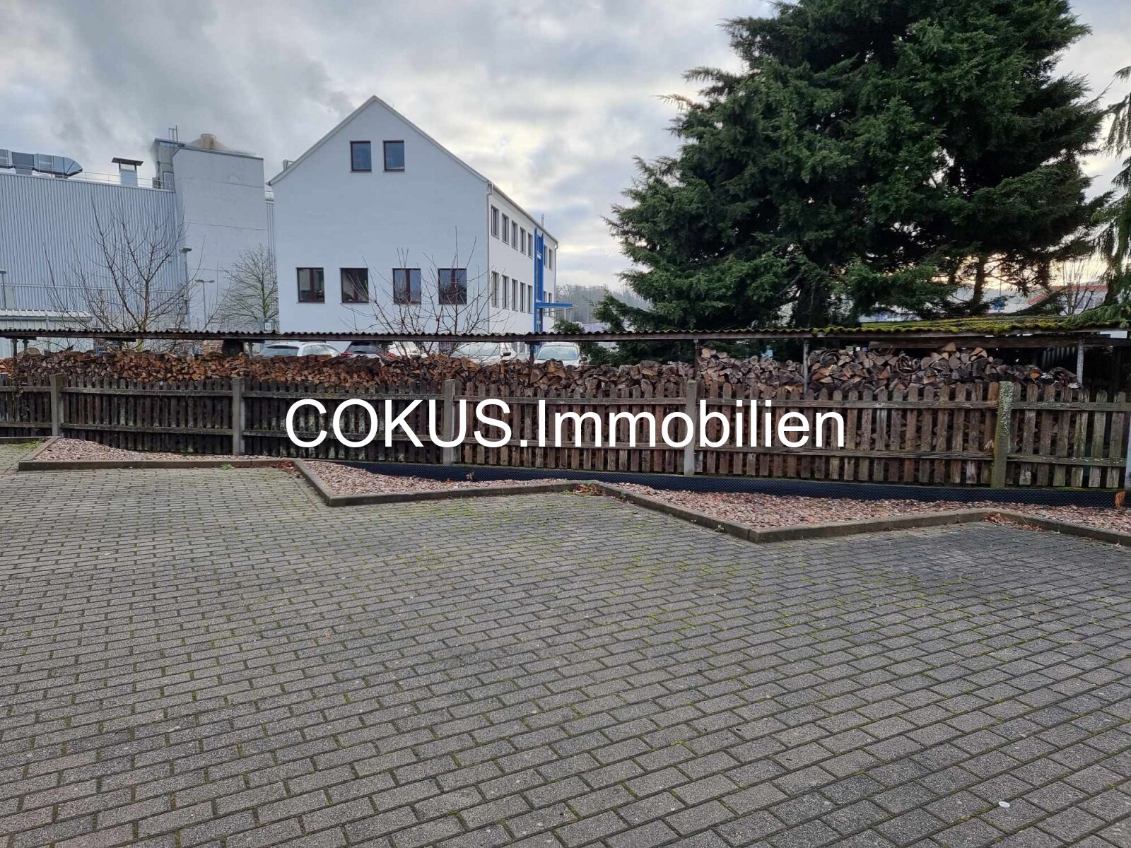 Stellplätze am Haus Stellplätze am Haus