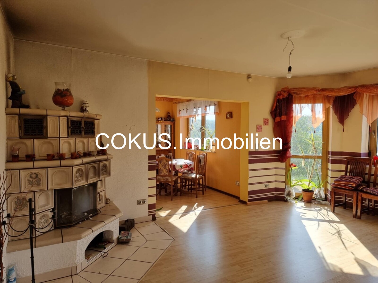 Kamin im Wohnzimmer EG