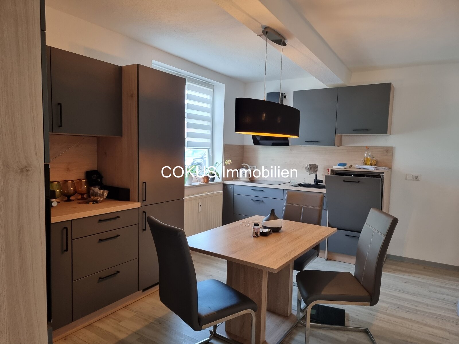 Schmalkalden: Zeitnah einzugsbereit: helle 2-Zimmer-Wohnung mit eingebauter Küche und Stellplatz Schmalkalden: Zeitnah einzugsbereit: helle 2-Zimmer-Wohnung mit eingebauter Küche und Stellplatz