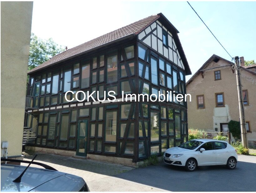 Glas-Fachwerkhaus