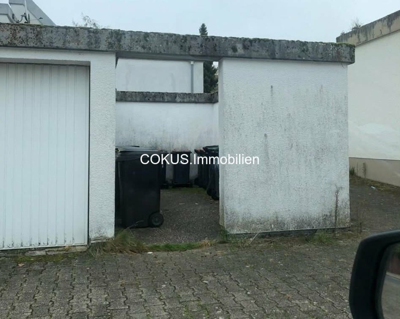Stellplatzmöglichkeit 1 – neben der Garage Stellplatzmöglichkeit 1 – neben der Garage