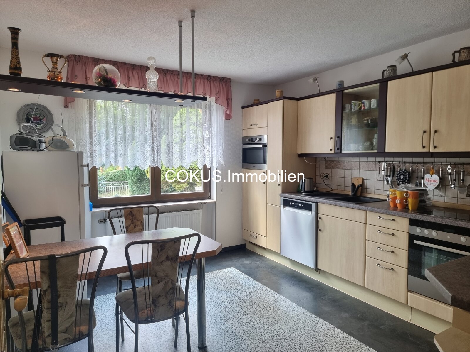 KĂźche mit Essplatz â das Herz des Hauses KĂźche mit Essplatz â das Herz des Hauses