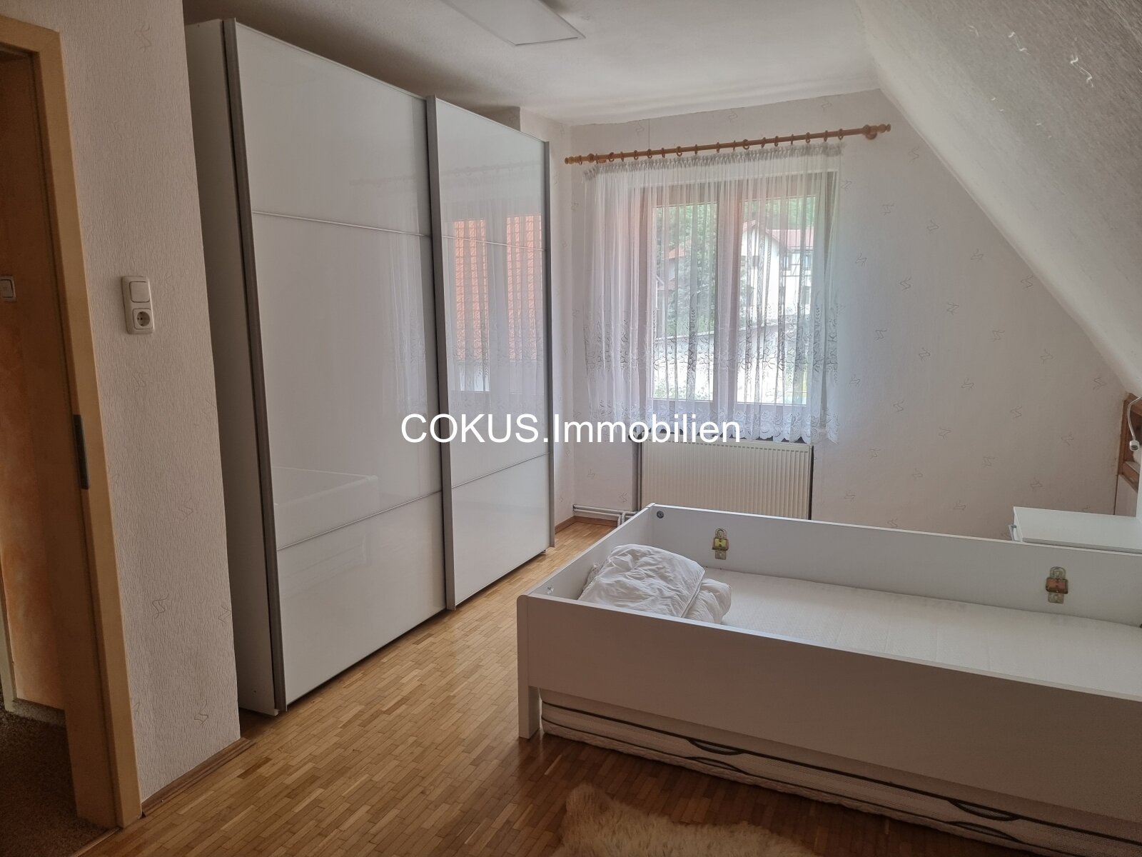 Schlafzimmer mit Einbauschrank Schlafzimmer mit Einbauschrank