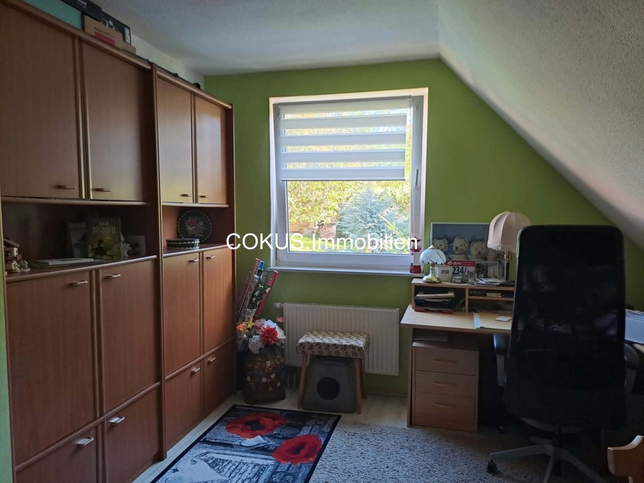 als Büro genutzes Zimmer im DG als Büro genutzes Zimmer im DG