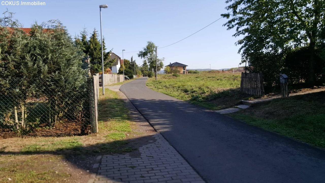 Anliegerstraße nach Rechts