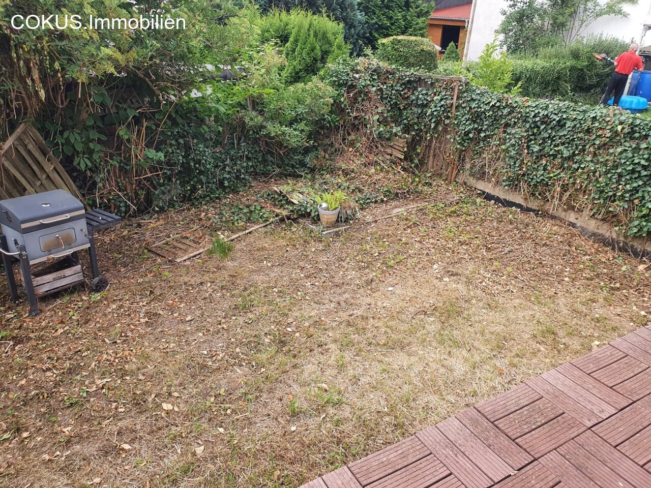 Blick in den gemütlichen Hausgarten